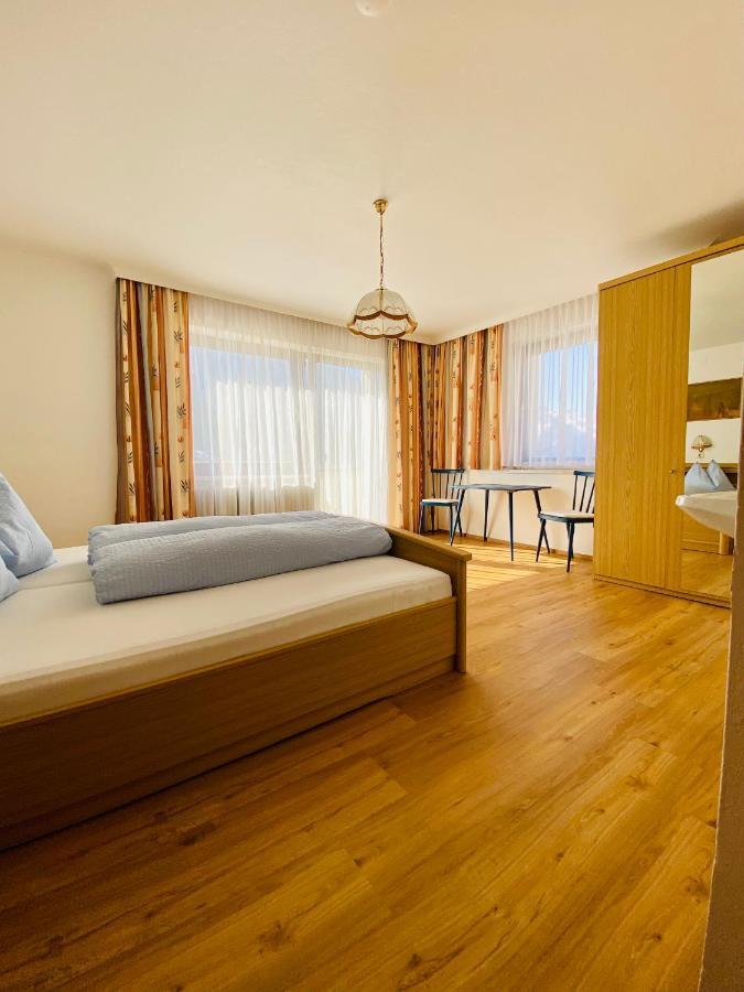 Haus Alpenrose Appartement Trins