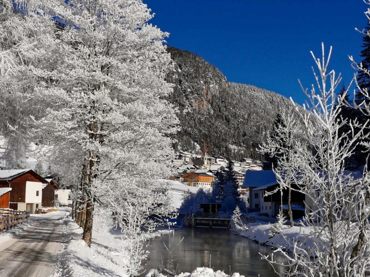 Appartement Haus Alpenrose Trins